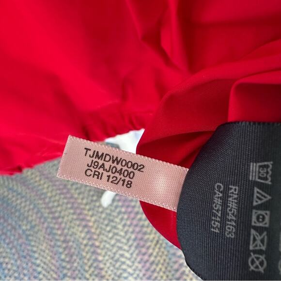 Tommy Hilfiger - Red Hooded Women's Jacket, dolman sleeves, Size: XXL - Picture 12 of 14